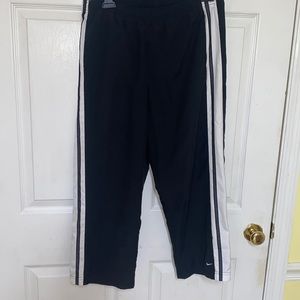Nike crop Capri Track pants black and white size M